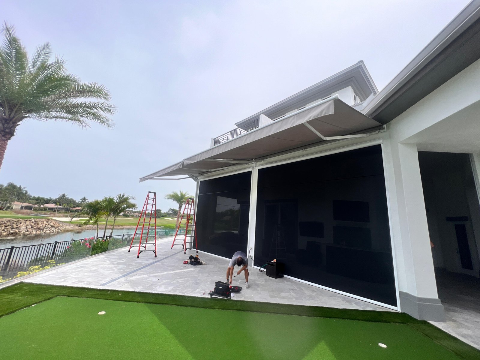 Retractable Awnings, image 1
